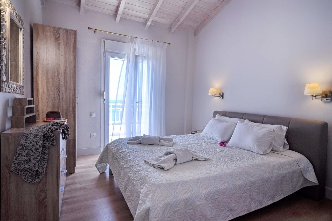 Veroniki Penthouse Deluxe Apartment Agios Ioannis Peristerion Exteriér fotografie