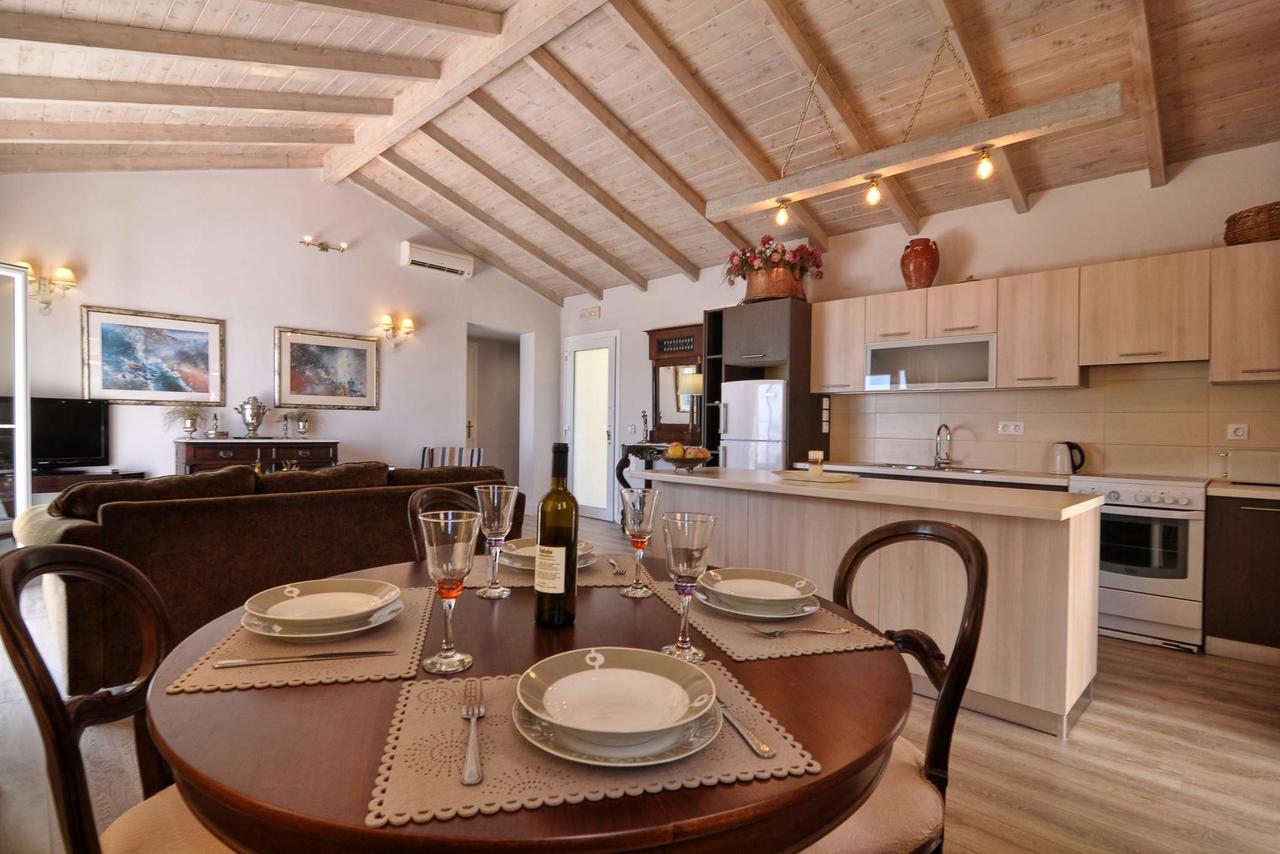 Veroniki Penthouse Deluxe Apartment Agios Ioannis Peristerion Exteriér fotografie